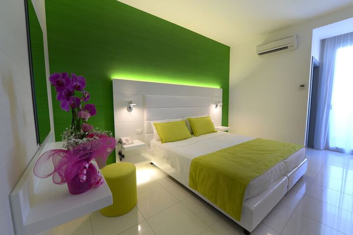 Room 16 of 67