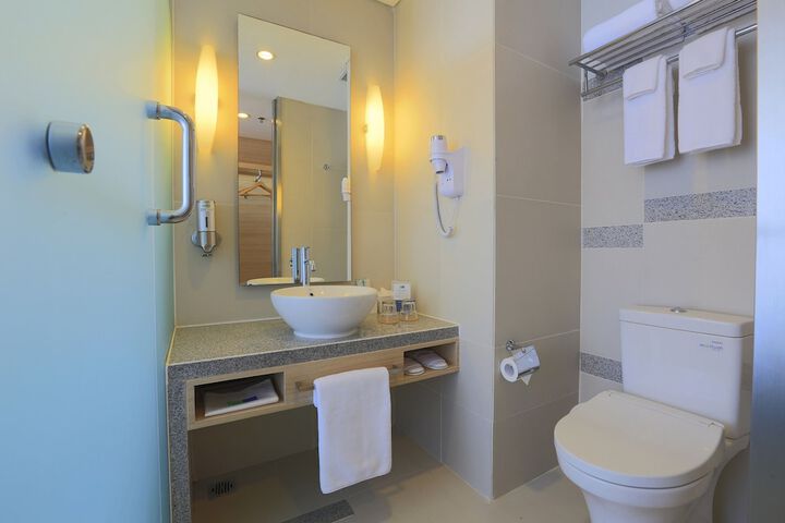 Clean Restrooms