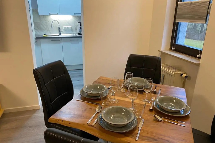 Dining 10 of 10