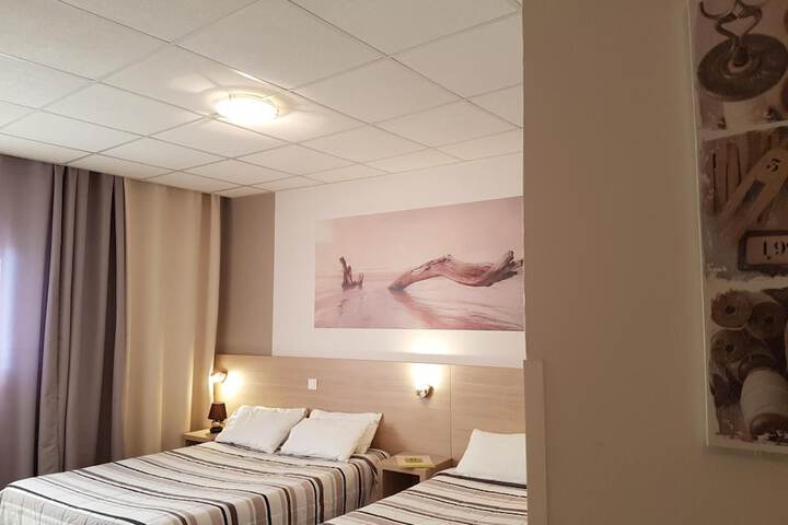 Room 32 of 52