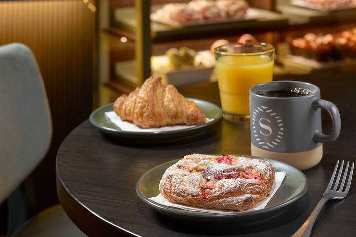 Breakfast meal