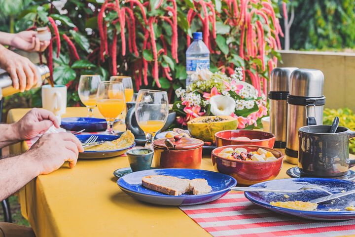 Breakfast/Coffee Service 19 of 32