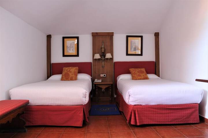 Room 6 of 34