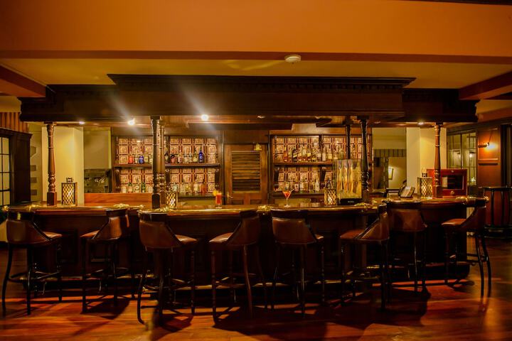 Lounge 59 of 98