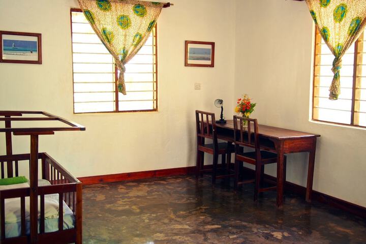 Room 10 of 46