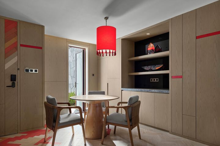 Room 17 of 29