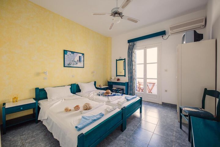 Room 15 of 63