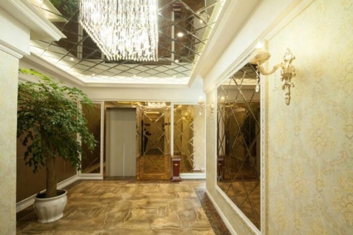 Hotel Interior 10 of 17