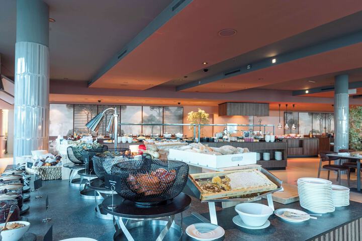 Breakfast/Coffee Service 198 of 310