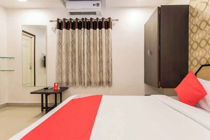 Room 18 of 24