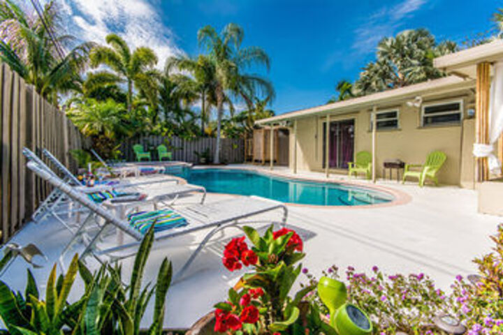 Pool 373 of 524