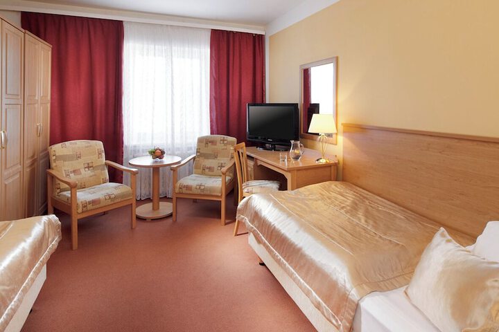 Room 21 of 31