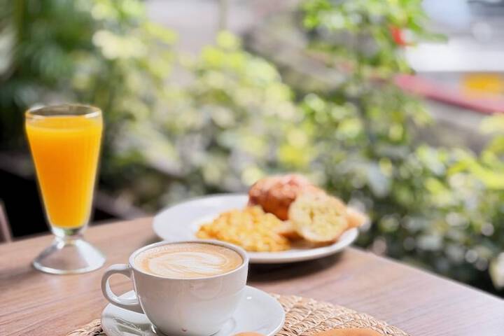 Breakfast/Coffee Service 49 of 61