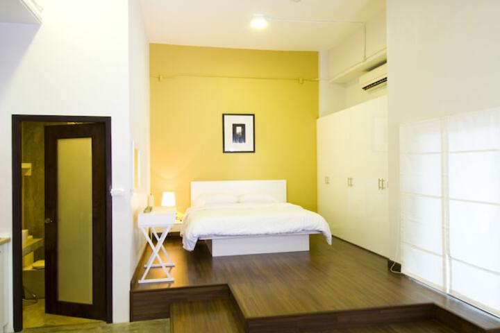 Room 3 of 26
