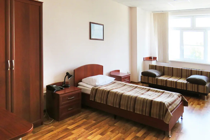 Room 2 of 13