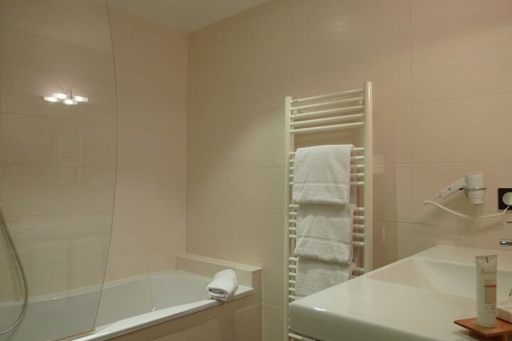 Room 39 of 57