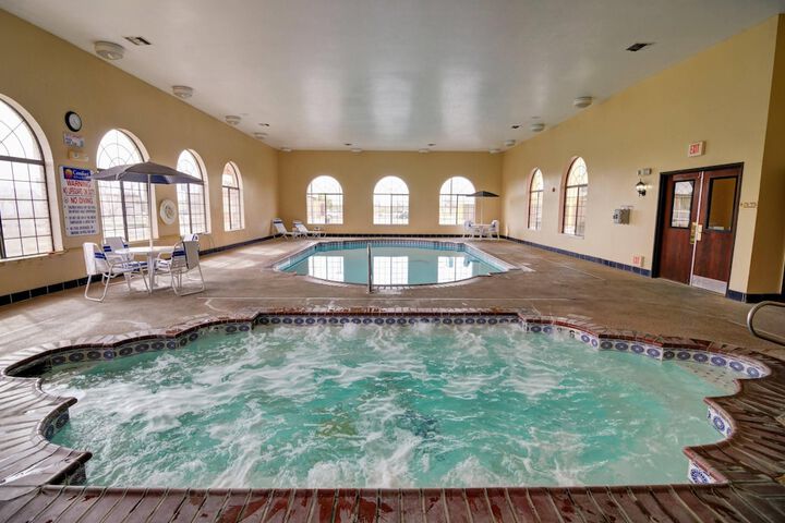 Pools & Facilities