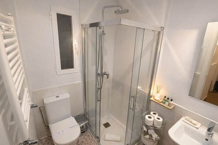 Room 54 of 71