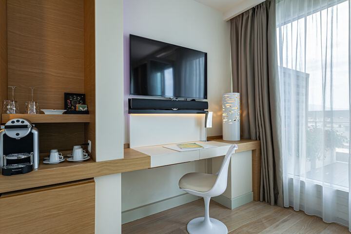Room 35 of 78