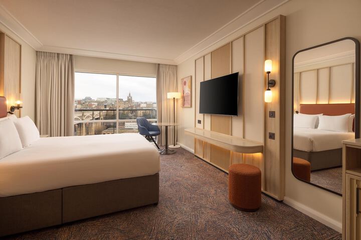 Room 60 of 148