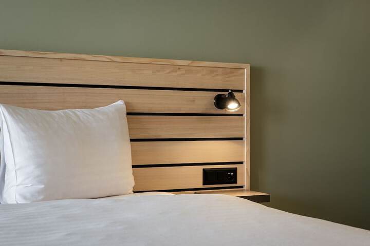 Room 15 of 41