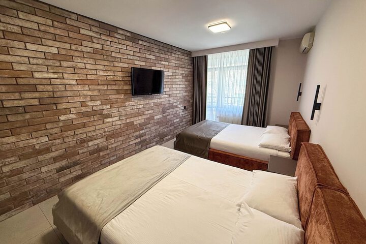 Room 45 of 81