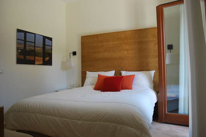 Room 9 of 40