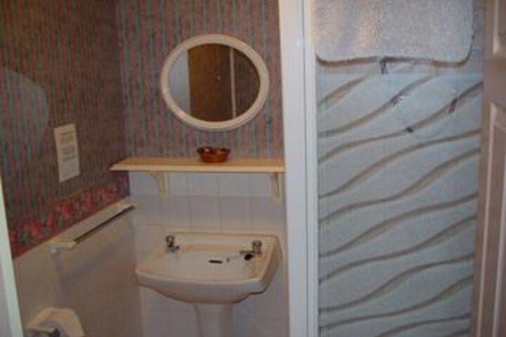 Room 5 of 58