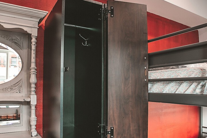 Room 26 of 60