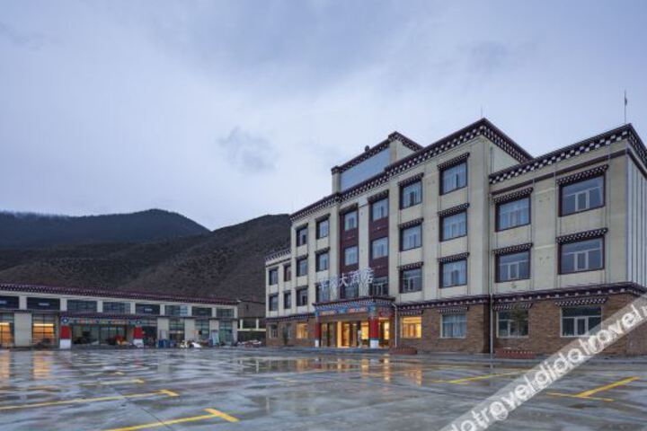 Cheuk Yue Hotel
