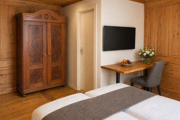 Room 7 of 91