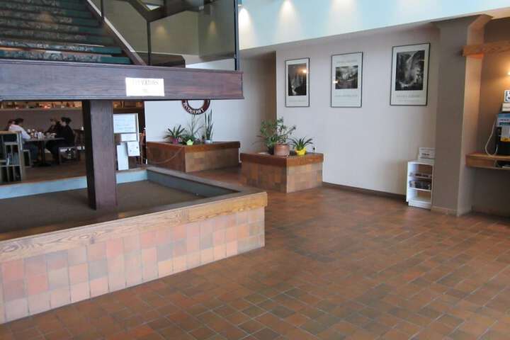 Lobby Photos