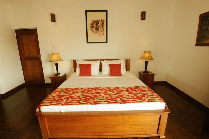 Room 27 of 70