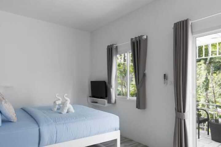 Room 25 of 50