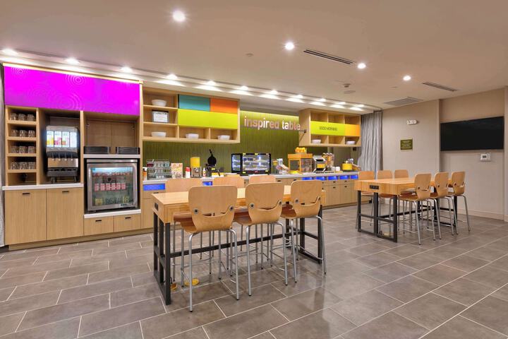Breakfast area