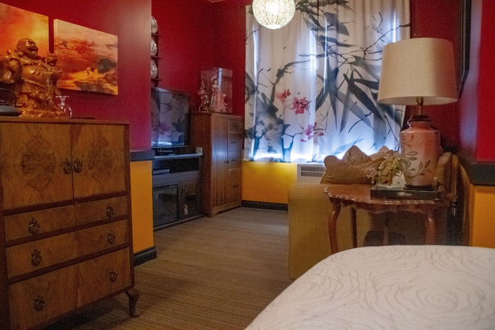 Room 16 of 70
