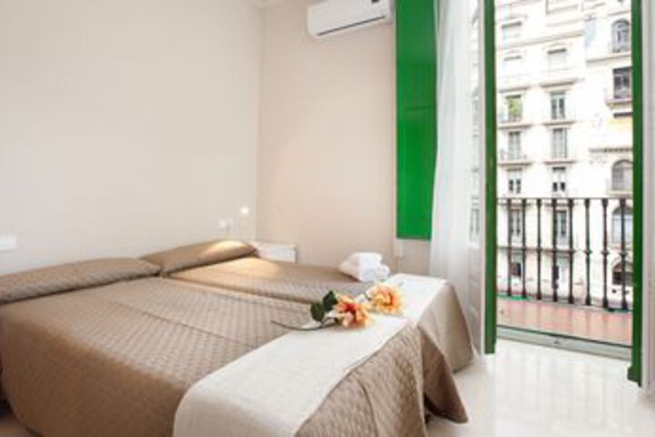 Room 8 of 21