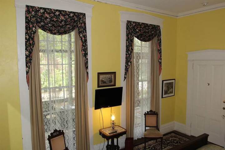 Room 62 of 109