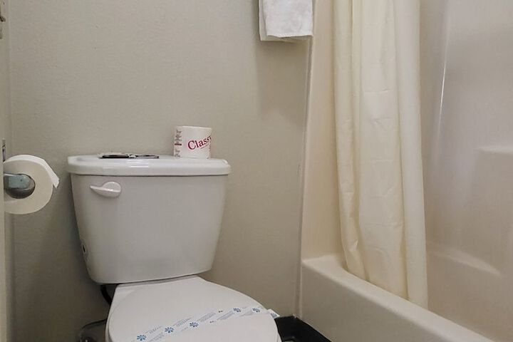 Room 20 of 31