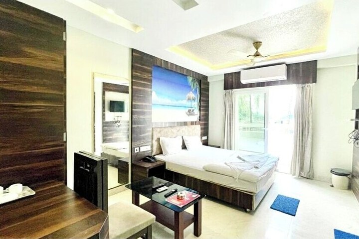 Room 20 of 40