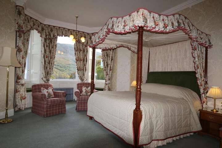 Room 22 of 46