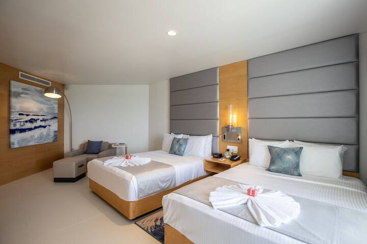 Room 25 of 100