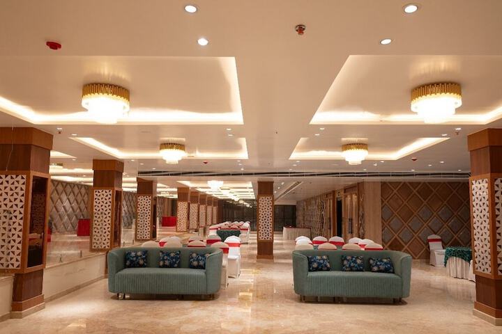 Hotel Interior 4 of 56