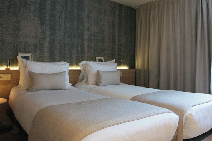 Room 26 of 69