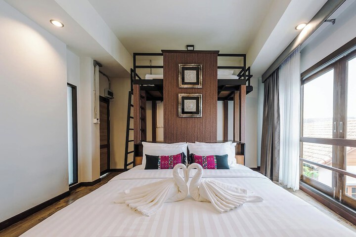 Room 34 of 72