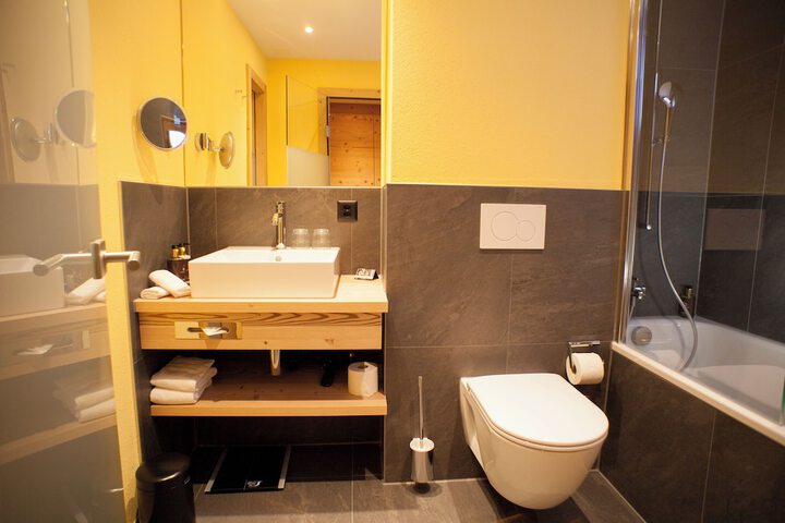 Room 44 of 89