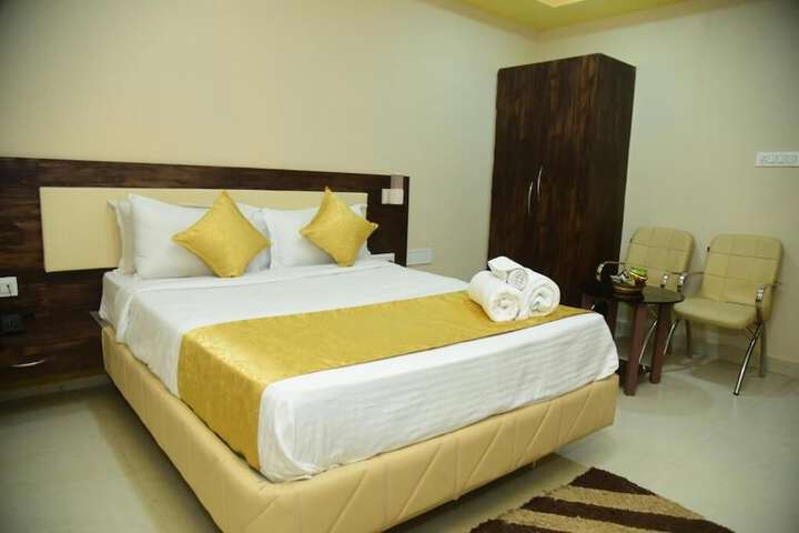 Room 2 of 14