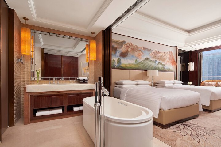 Room 10 of 62