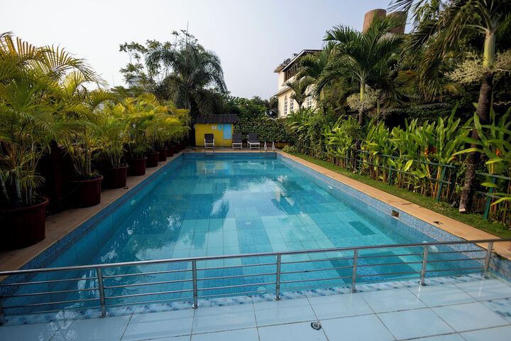 Pool 57 of 117