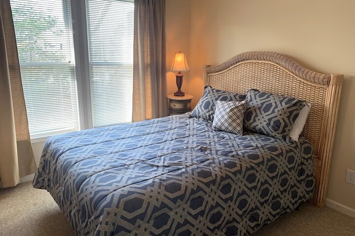 Room 2 of 36